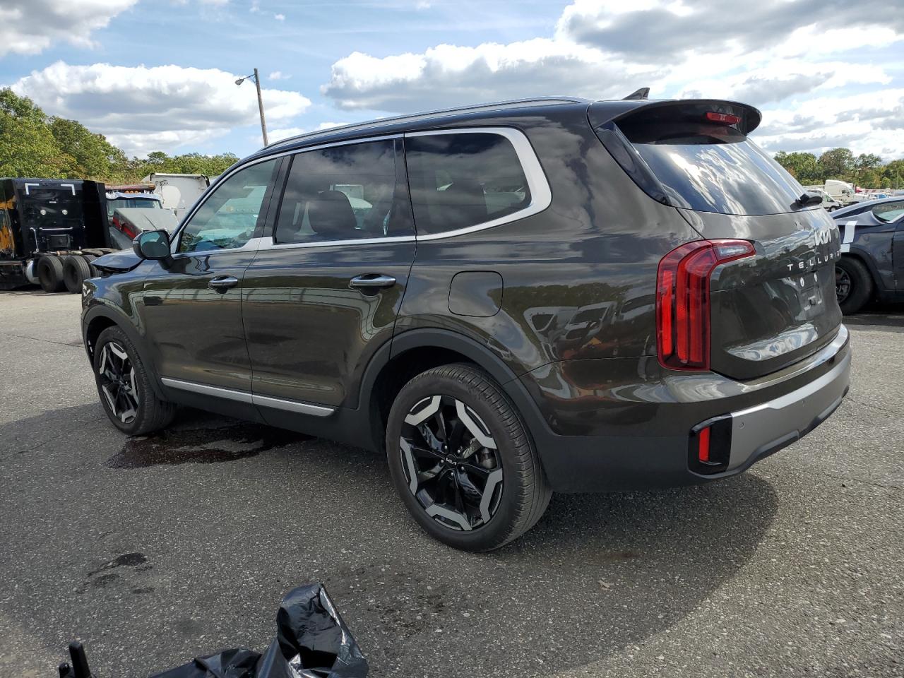 KIA TELLURIDE S