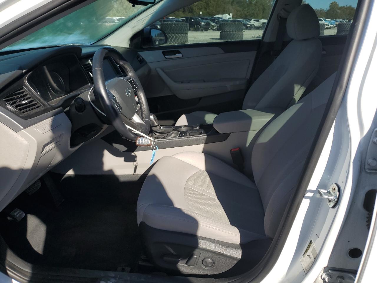 HYUNDAI SONATA SPORT