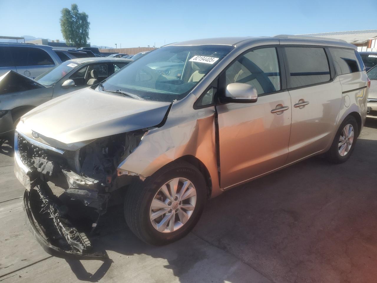  Salvage Kia Sedona