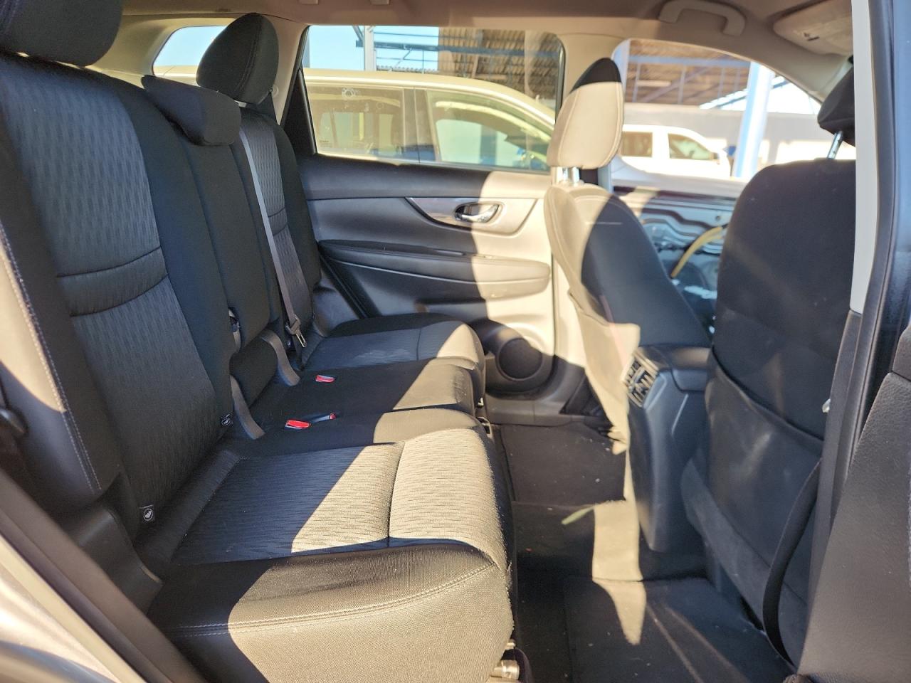 Lot #3310445355 2017 NISSAN ROGUE S