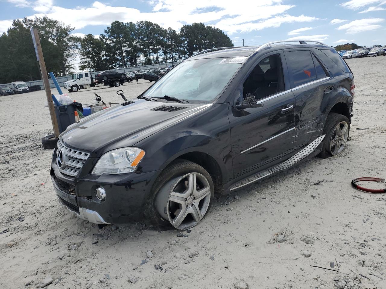 MERCEDES-BENZ M-CLASS 550 4MATIC