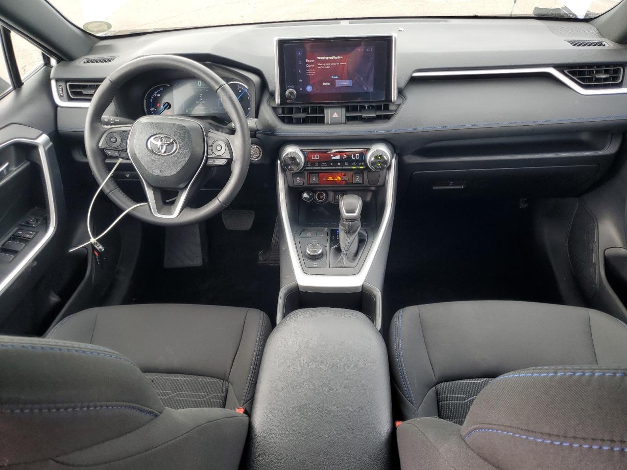 TOYOTA RAV4 SE