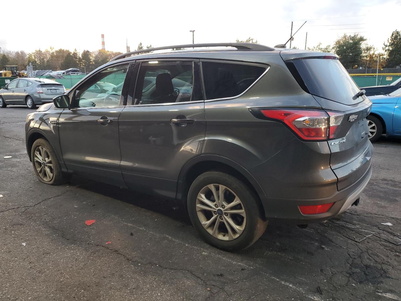 FORD ESCAPE SE