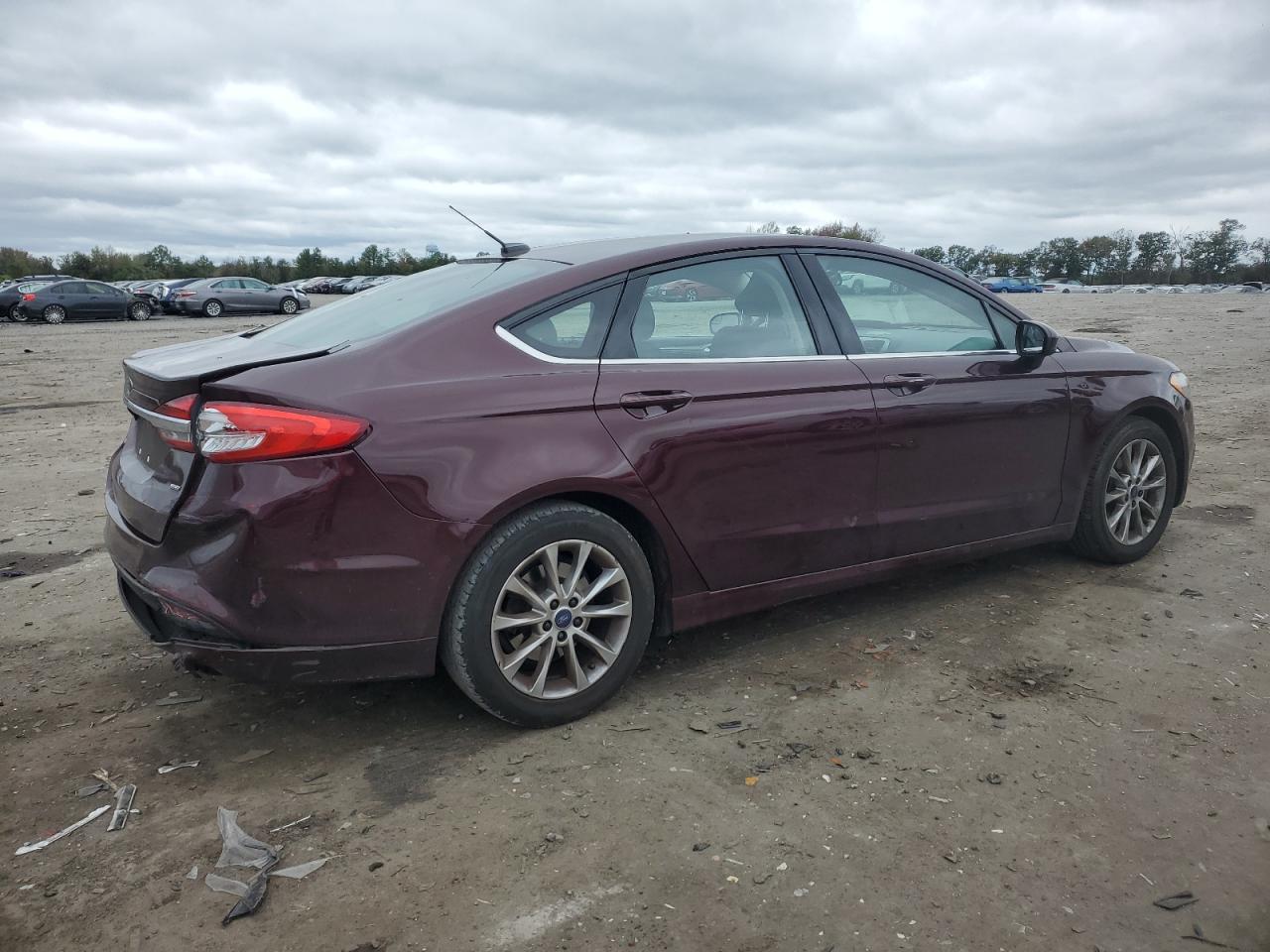FORD FUSION SE