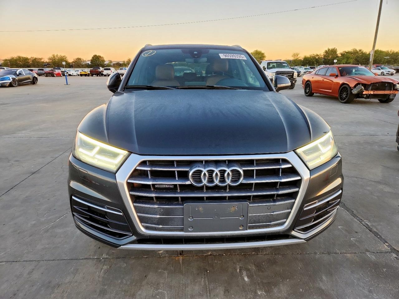 AUDI Q5 PREMIUM PLUS