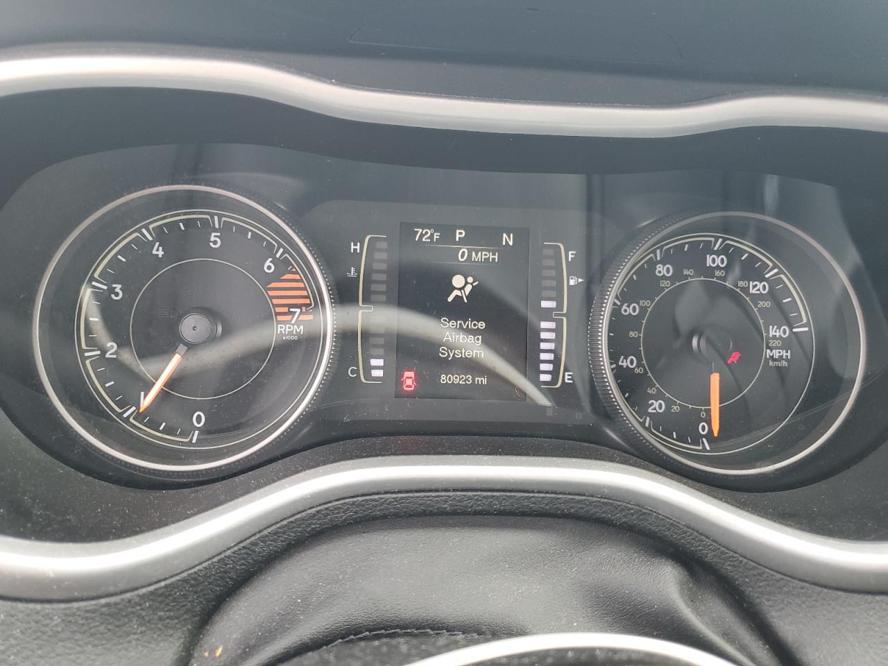 JEEP GRAND CHEROKEE LATITUDE PLUS