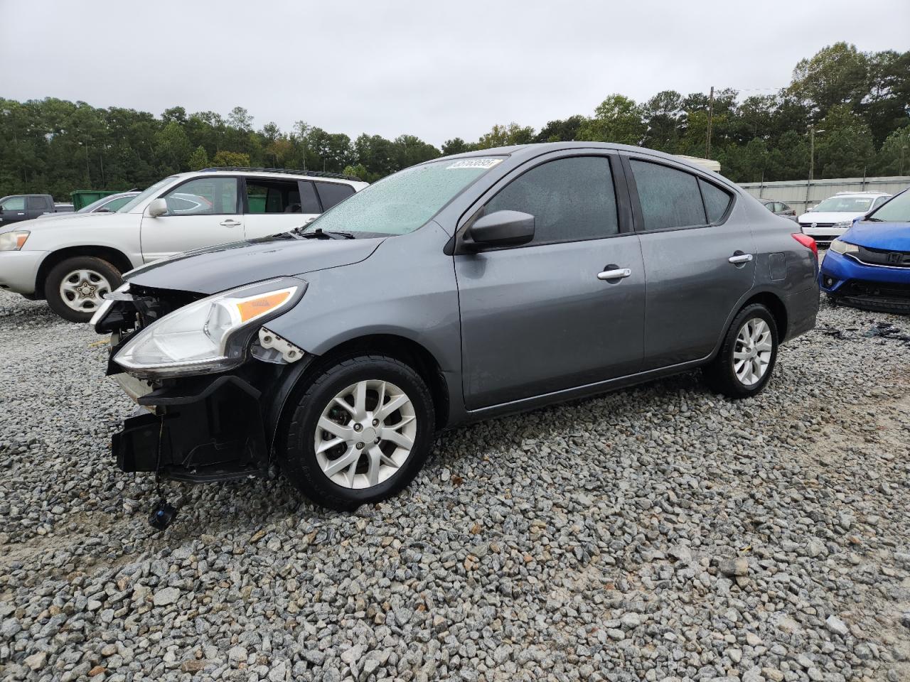 NISSAN VERSA S