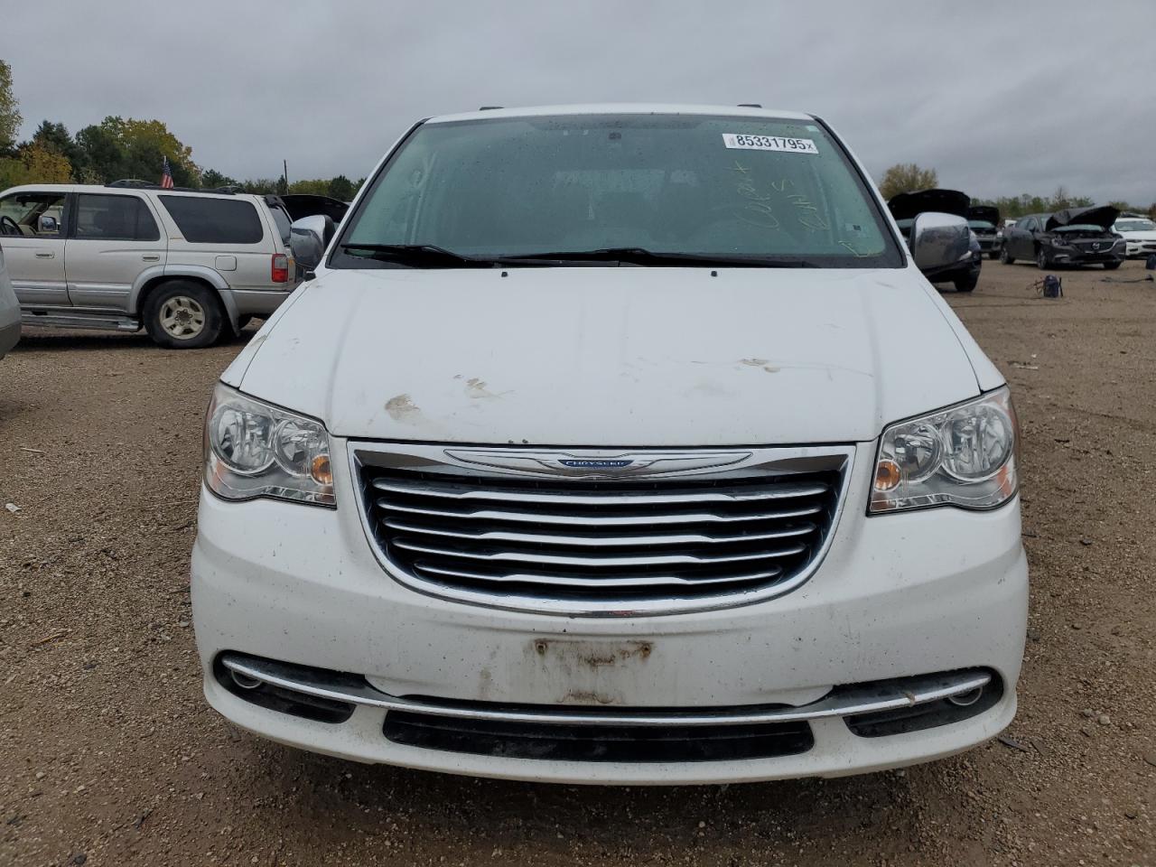 CHRYSLER TOWN & COUNTRY TOURING L