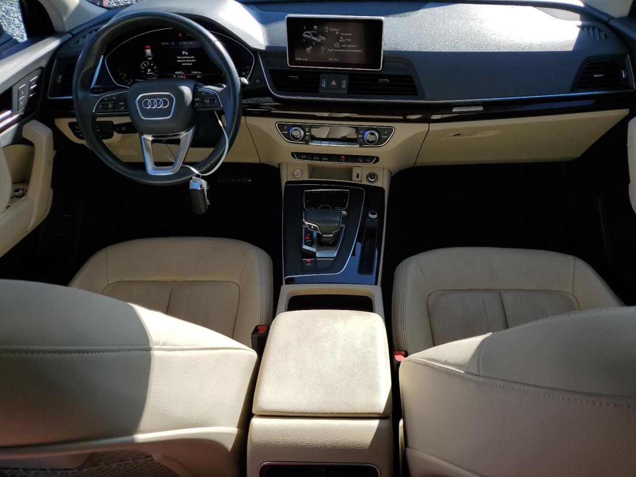 AUDI Q5 PREMIUM PLUS