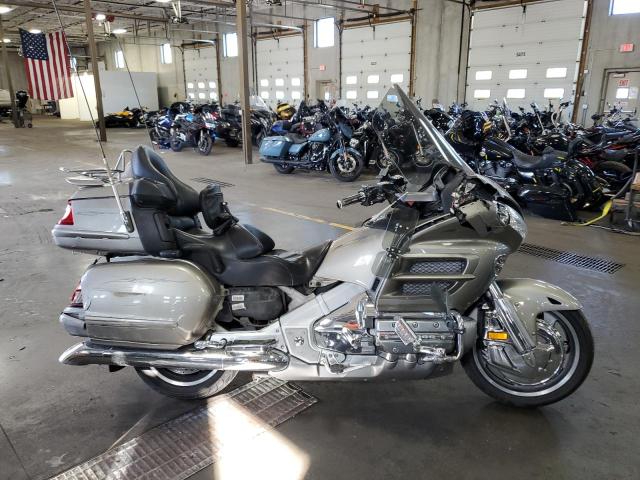 Global Auto Auctions: 2002 HONDA GL1800