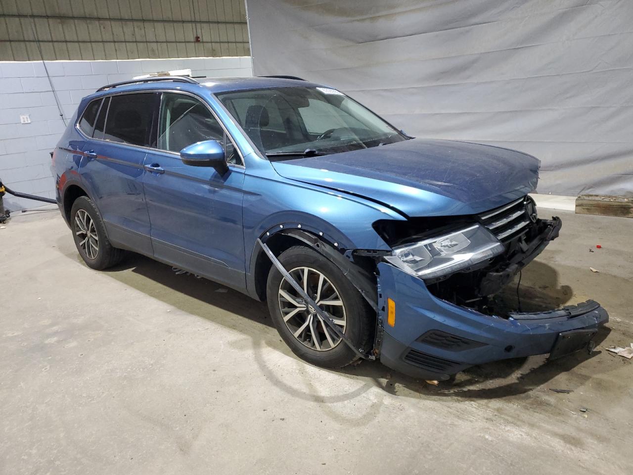 VOLKSWAGEN TIGUAN SE