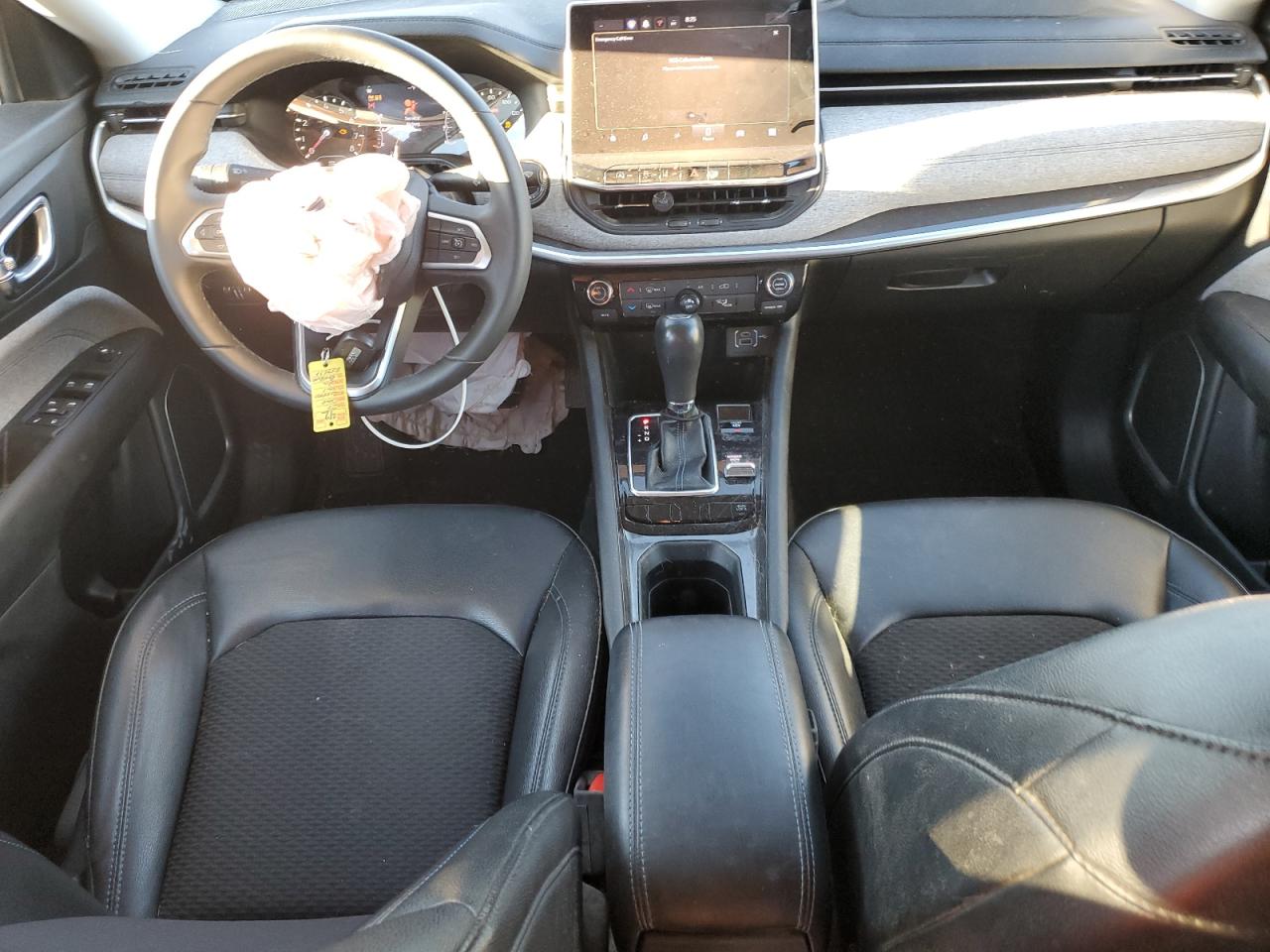 Lot #3302851921 2022 JEEP COMPASS LA