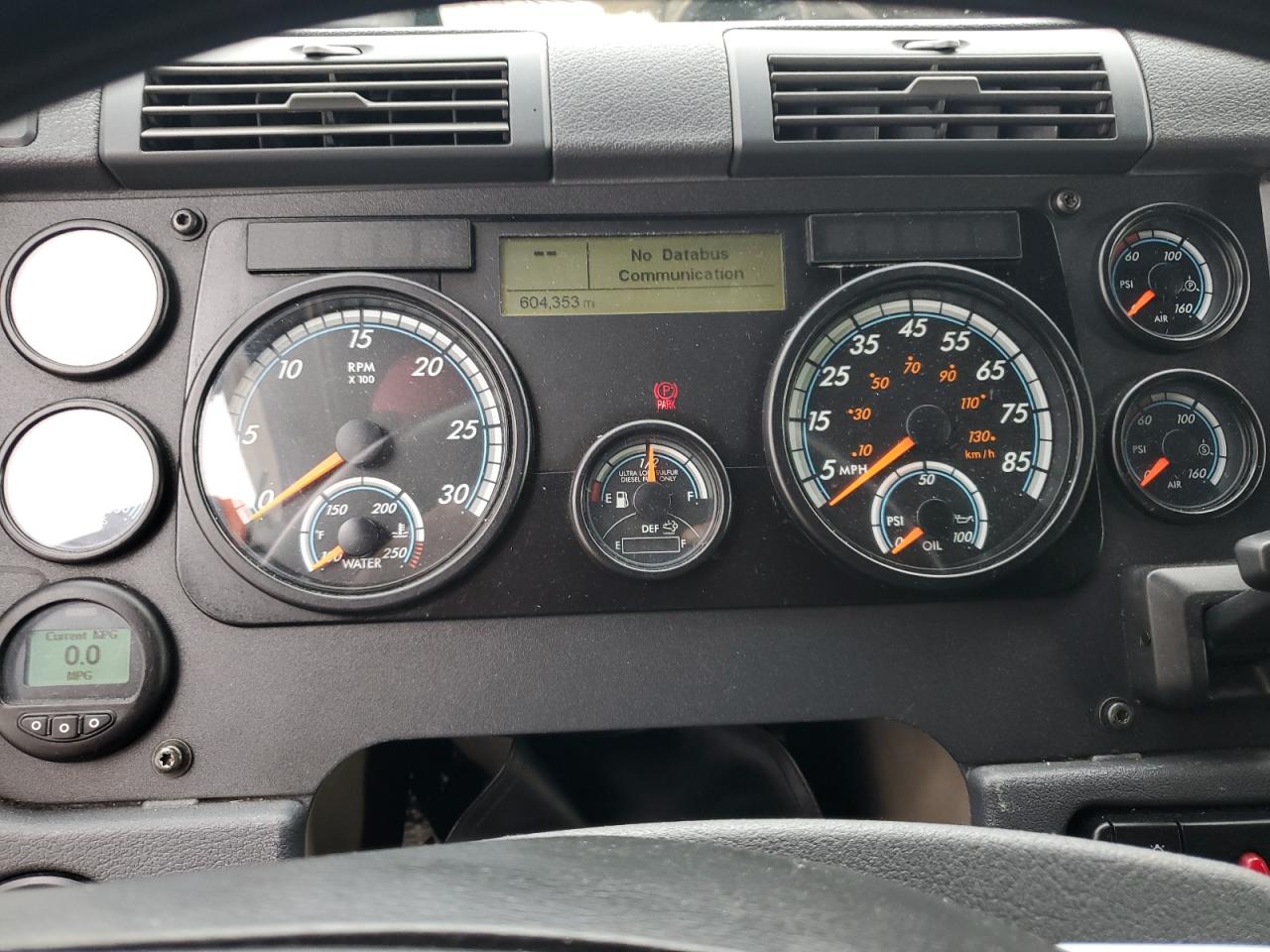 Lot #3285846565 2018 FREIGHTLINER CASCADIA 1