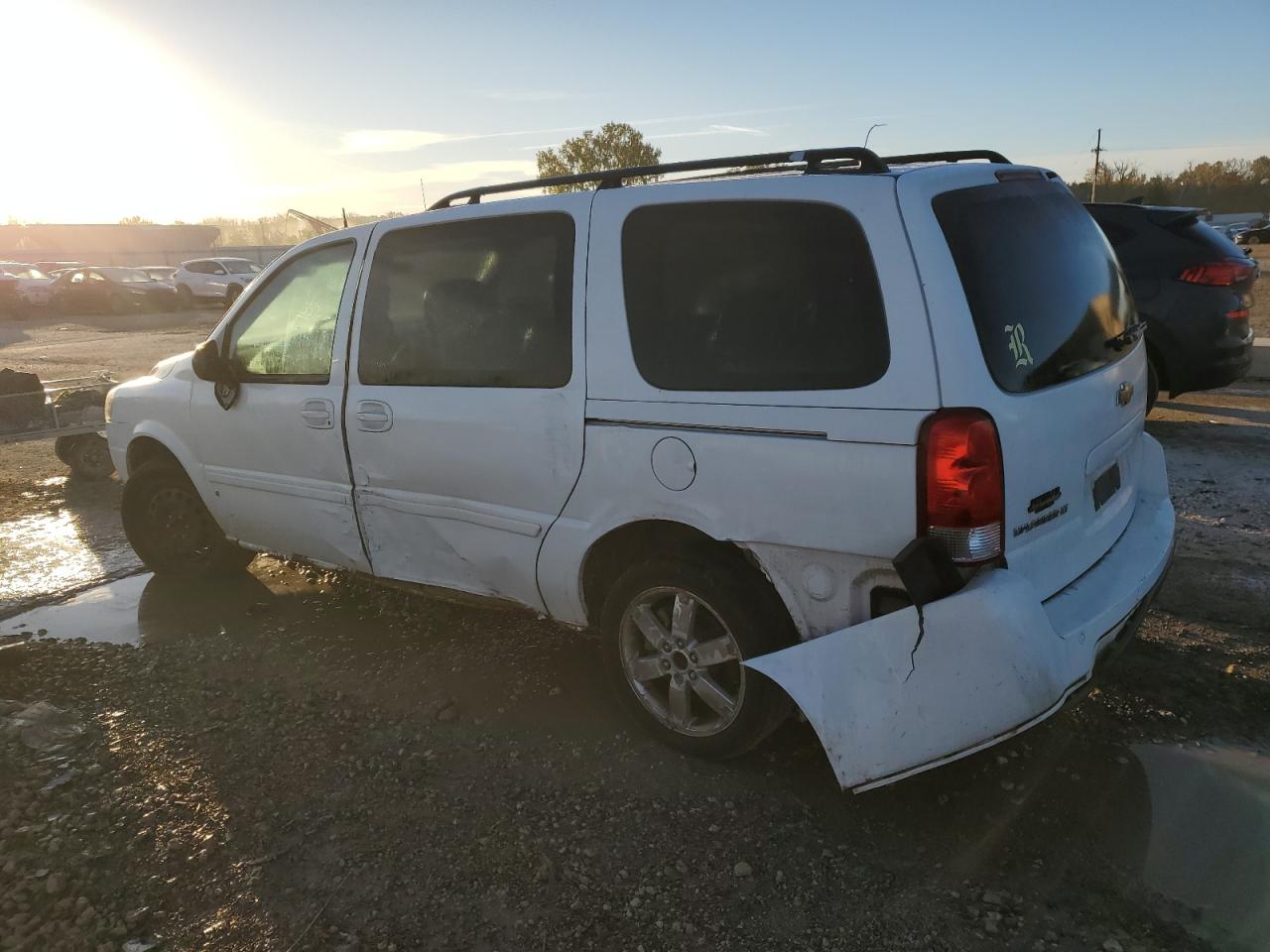 Lot #3280571318 2006 CHEVROLET UPLANDER L
