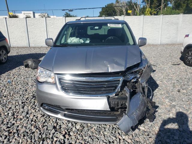 2016 CHRYSLER TOWN & COU - 2C4RC1BG3GR260326