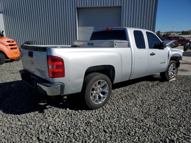 2013 CHEVROLET SILVERADO - 1GCRCSE04DZ108285
