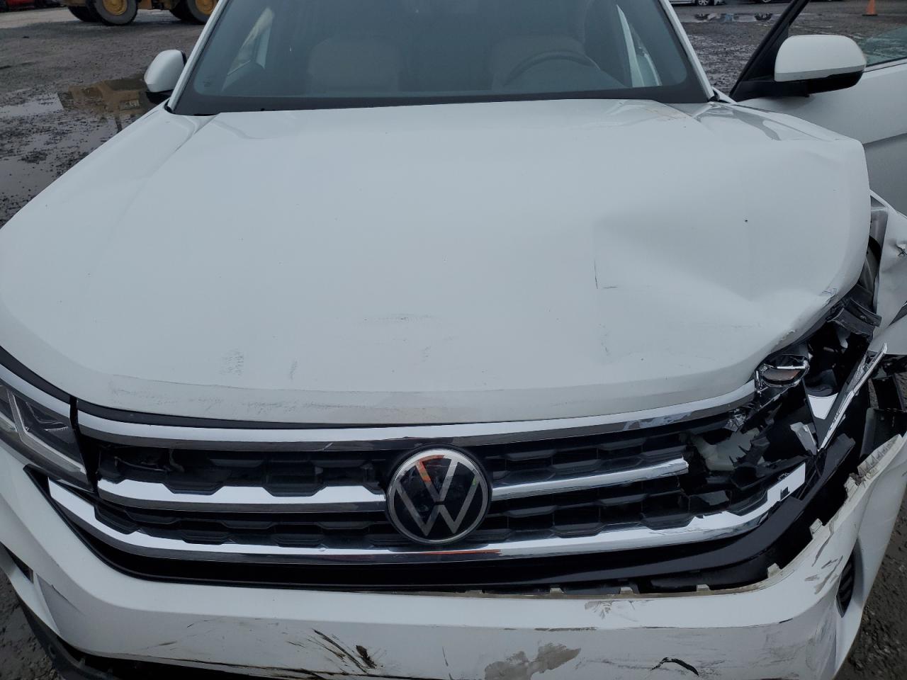 VOLKSWAGEN ATLAS CROSS SPORT SE