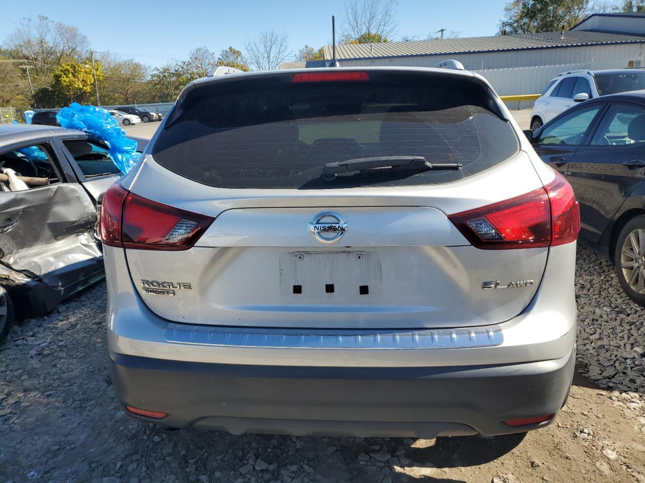 NISSAN ROGUE SPORT S