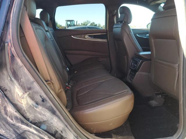 2017 LINCOLN MKX RESERV 2LMPJ8LR8HBL25302