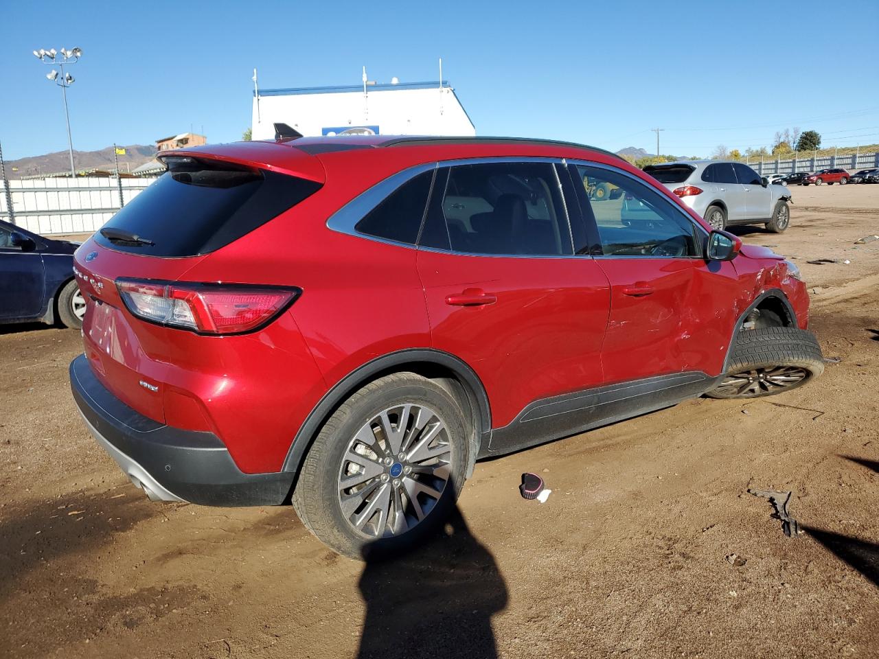 FORD ESCAPE TITANIUM