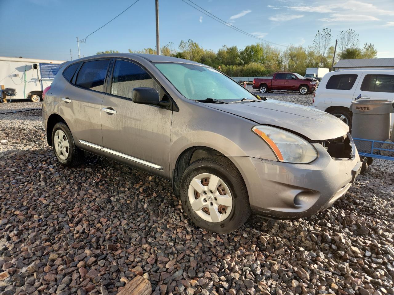 NISSAN ROGUE S