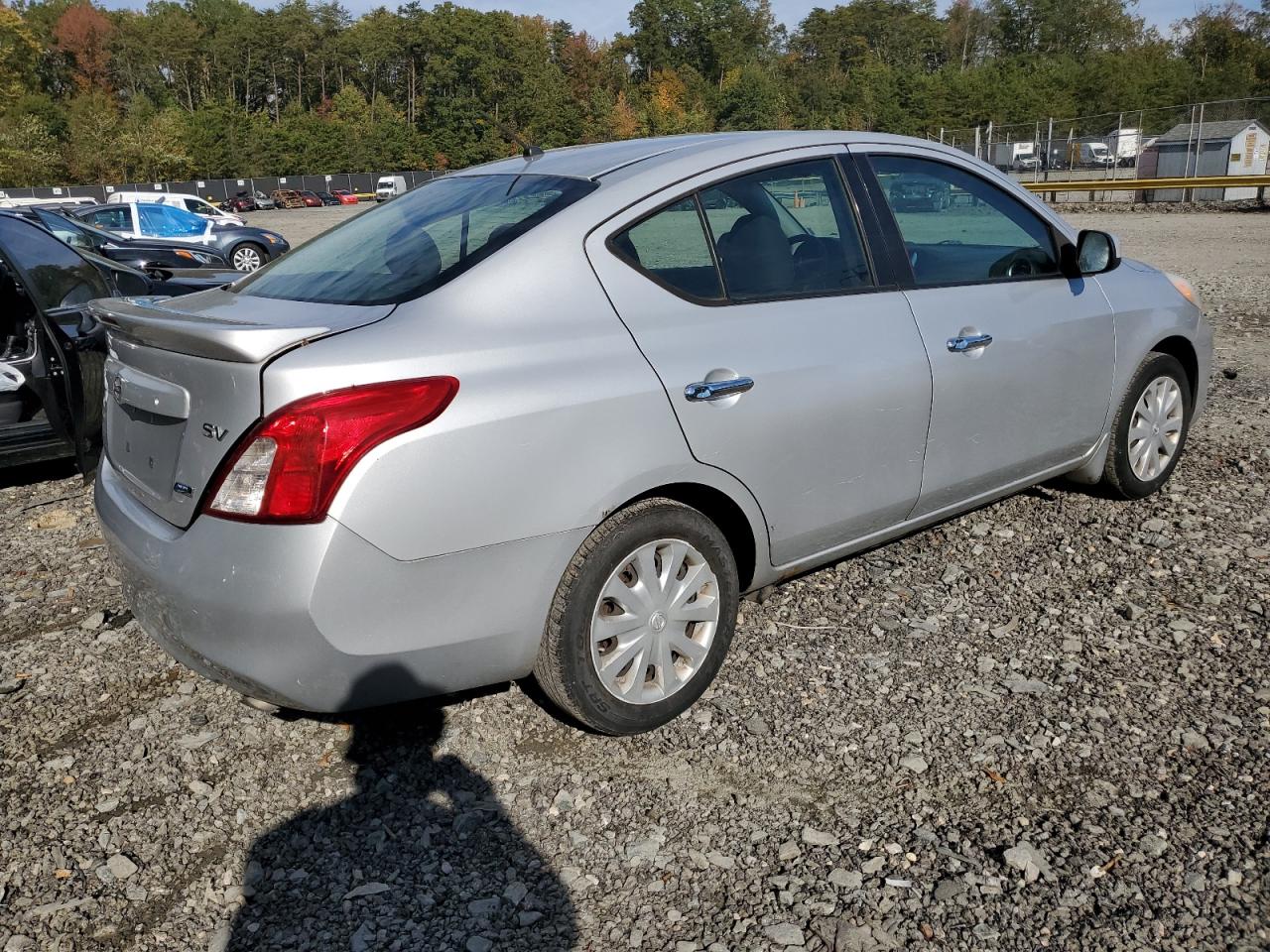 Lot #3283789416 2014 NISSAN VERSA S