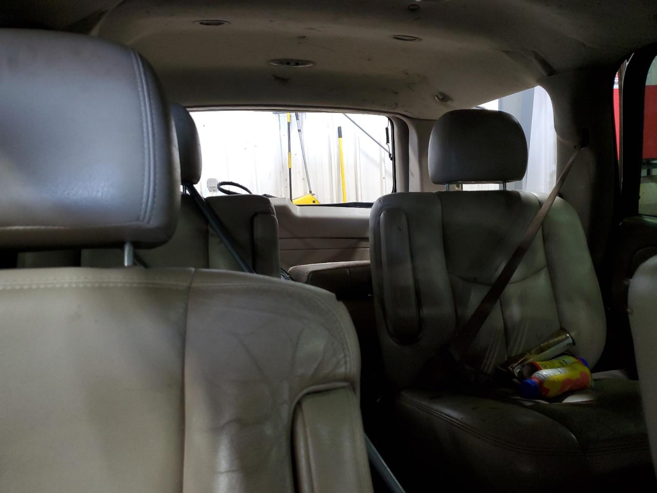 Lot #3286703283 2004 GMC YUKON