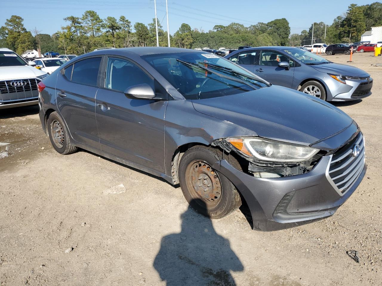 HYUNDAI ELANTRA SE