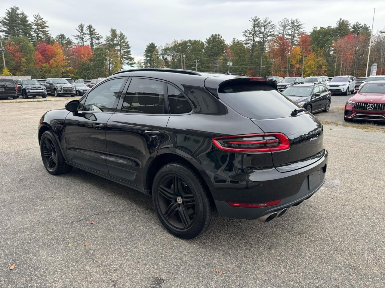 PORSCHE MACAN S