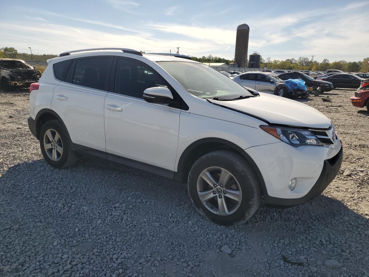 TOYOTA RAV4 XLE