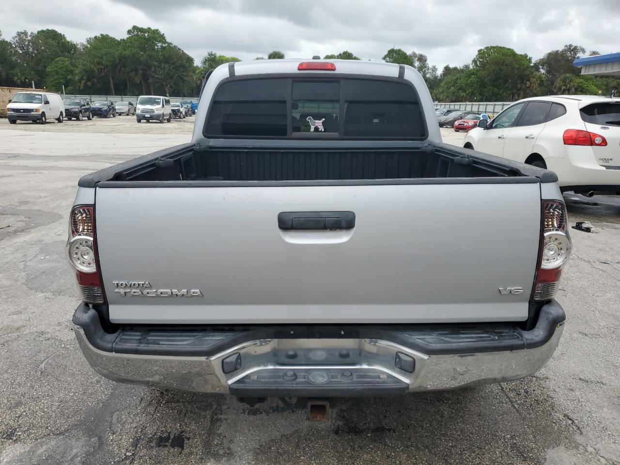 TOYOTA TACOMA DOUBLE CAB