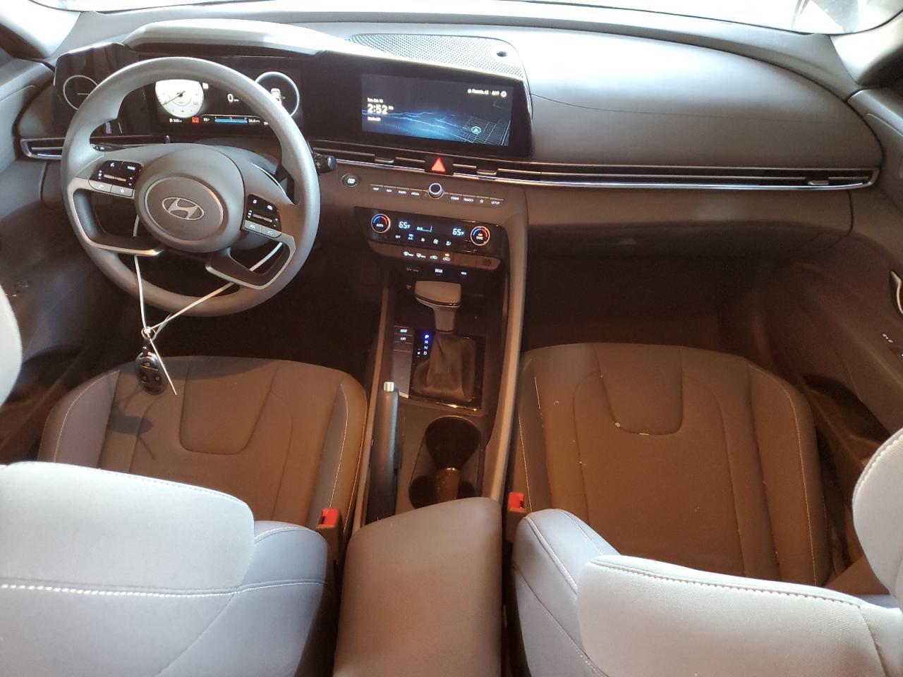 Lot #3302810895 2024 HYUNDAI ELANTRA SEL