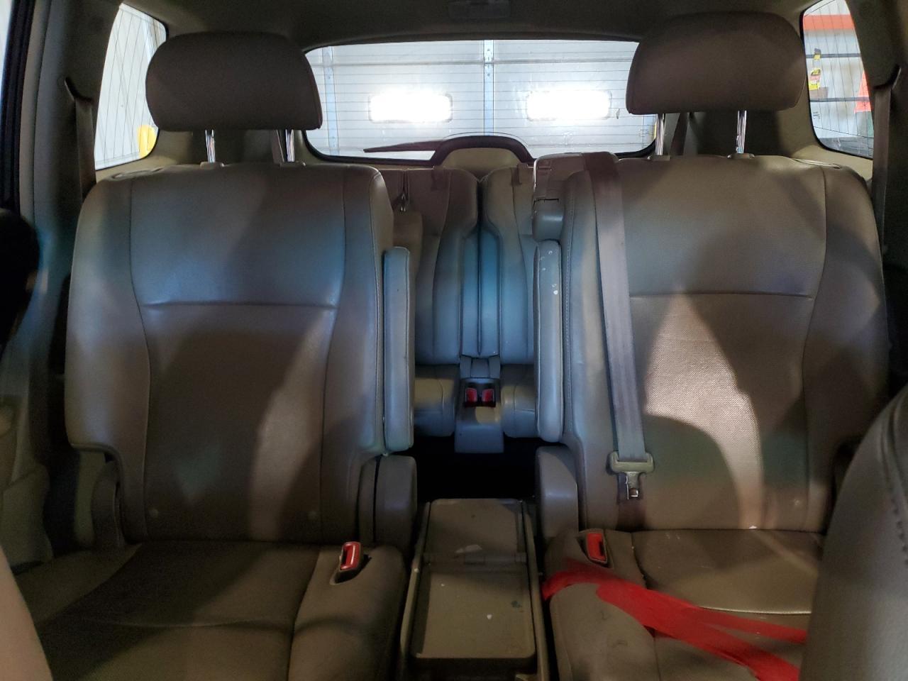 TOYOTA HIGHLANDER LIMITED