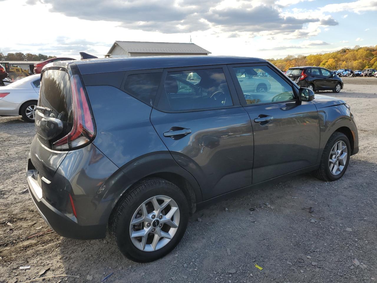 KIA SOUL LX