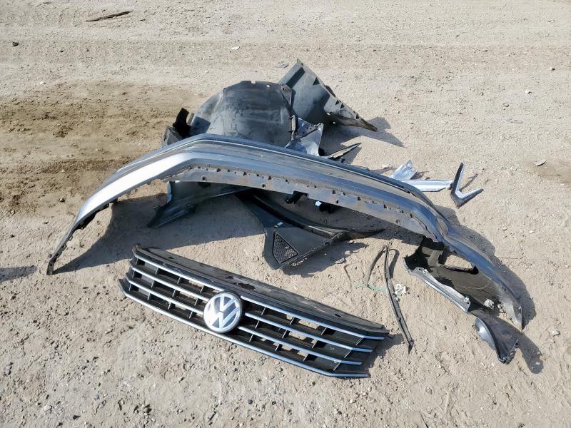 2017 VOLKSWAGEN PASSAT S - 1VWAT7A37HC084869