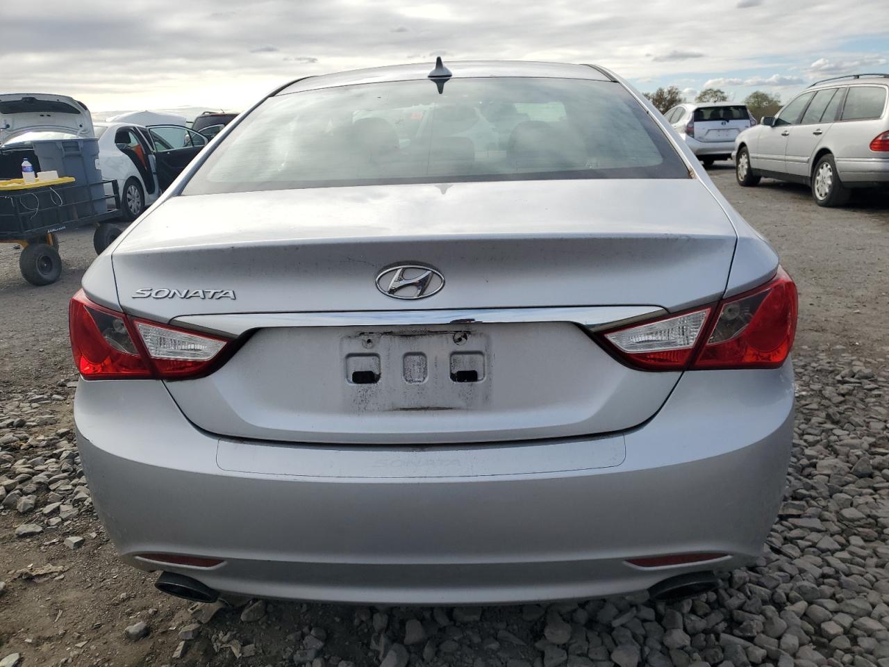 HYUNDAI SONATA SE
