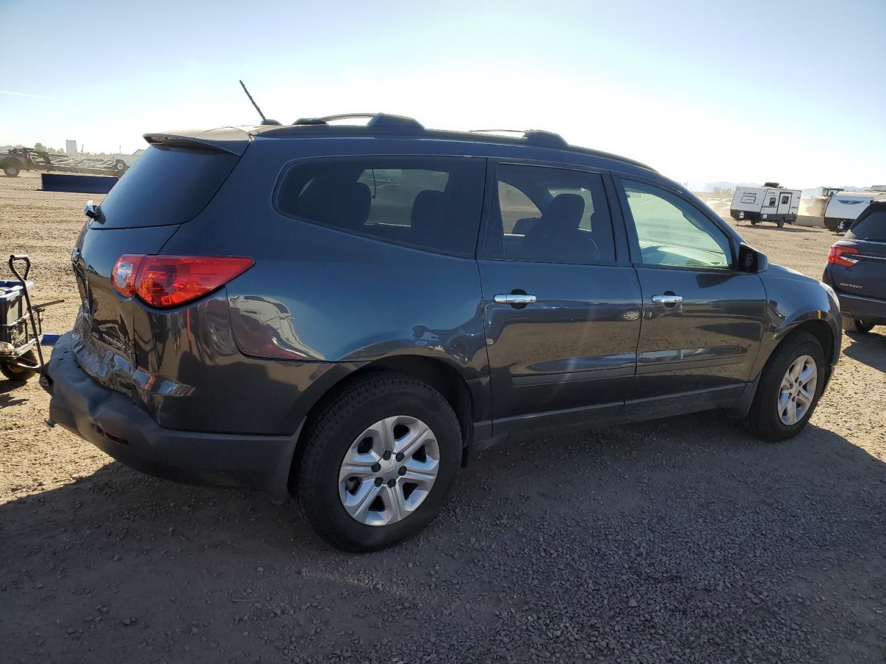 CHEVROLET TRAVERSE LS