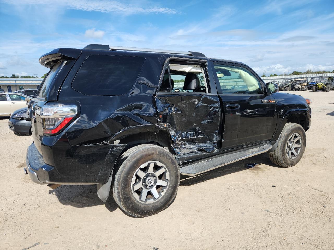 TOYOTA 4RUNNER SR5 PREMIUM