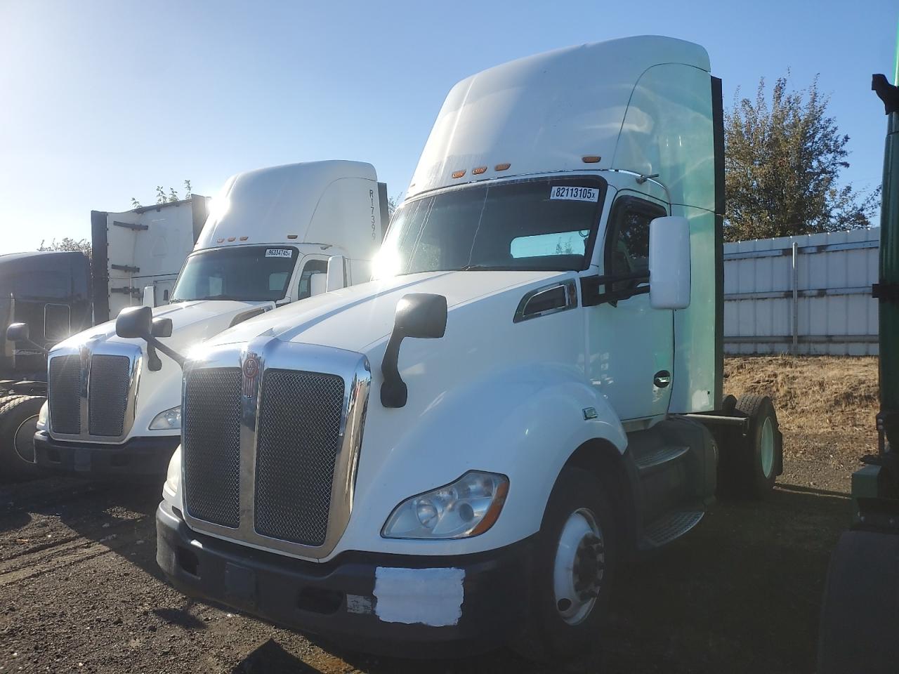 Lot #3270756845 2016 KENWORTH T680