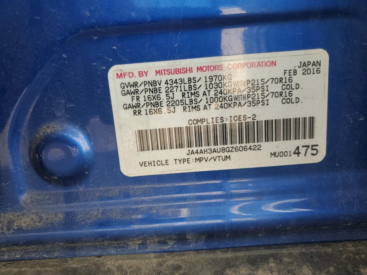 MITSUBISHI OUTLANDER SE