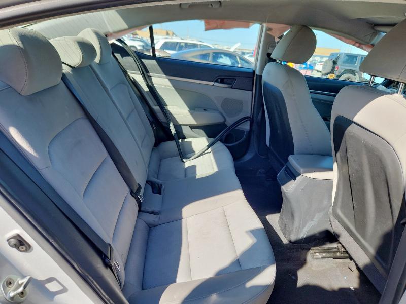 2017 HYUNDAI ELANTRA SE KMHD84LF7HU207101