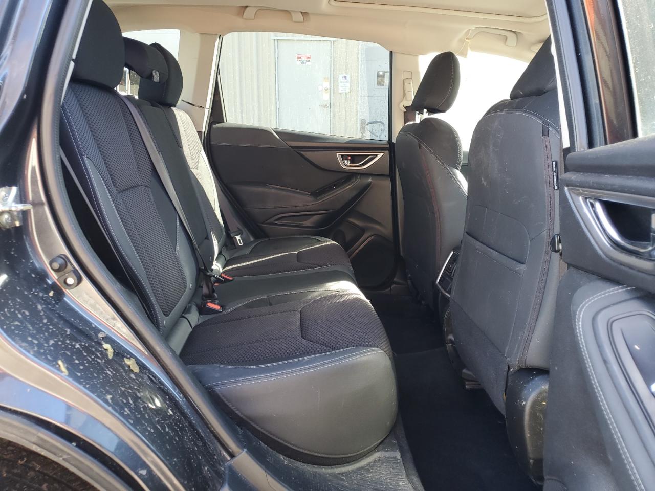 SUBARU FORESTER PREMIUM