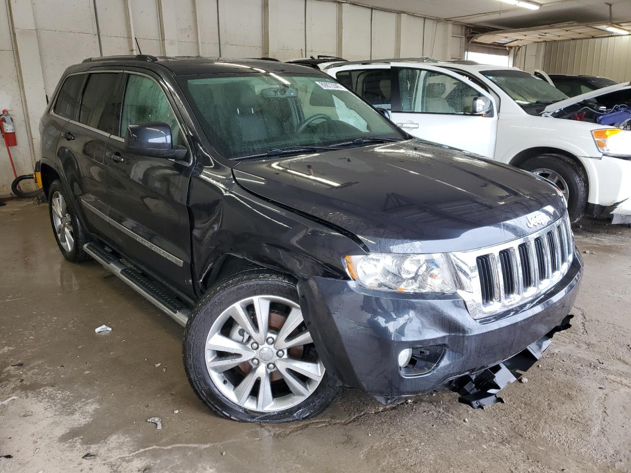 JEEP GRAND CHEROKEE LAREDO