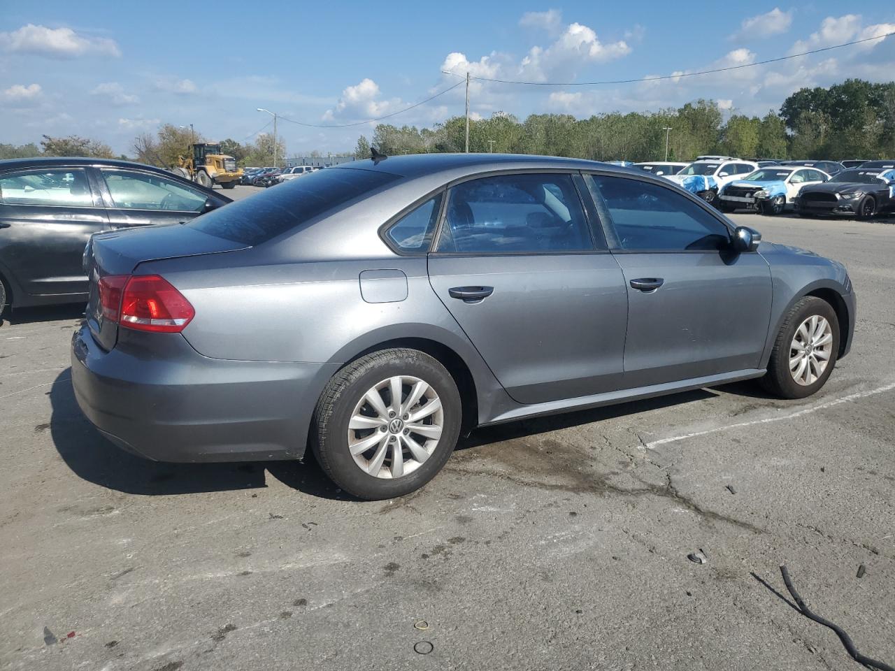 VOLKSWAGEN PASSAT S