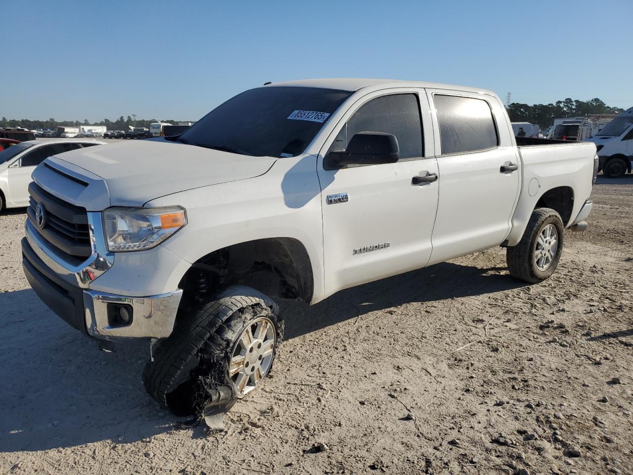 Lot #3305608736 2015 TOYOTA TUNDRA CRE