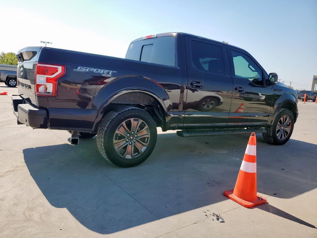 FORD F-150 SUPERCREW