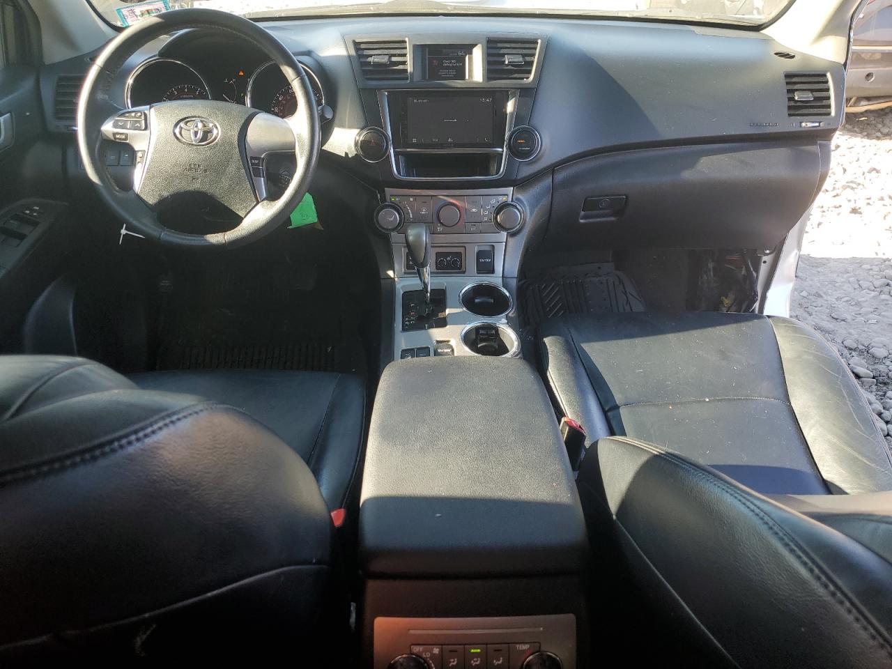 TOYOTA HIGHLANDER BASE