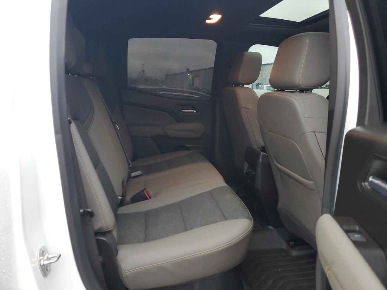 CHEVROLET COLORADO ZR2