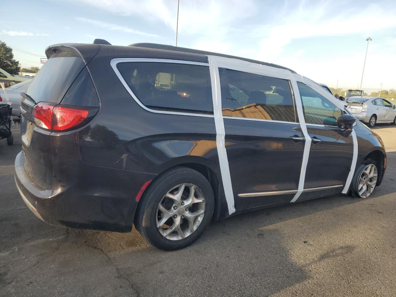 CHRYSLER PACIFICA TOURING L