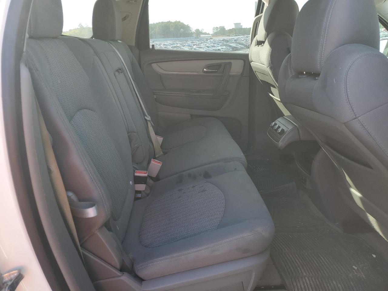 CHEVROLET TRAVERSE LS